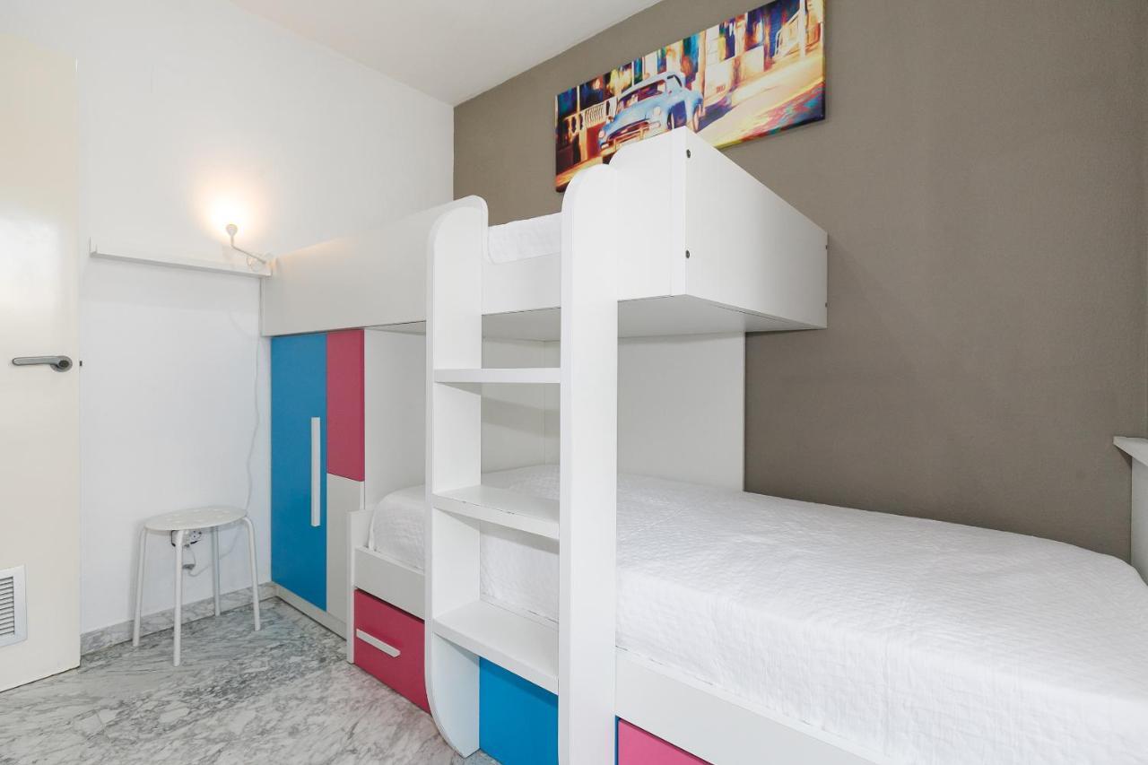 Uhc Cancun Apartments Салоу Екстериор снимка